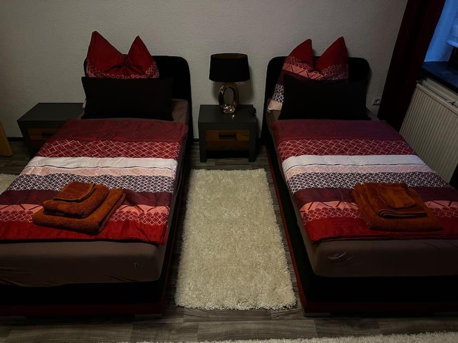 Schoene Wohnung In Bestlage Inclusive Parkplatz Lipcse Kültér fotó