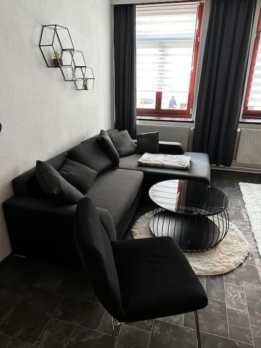 Schoene Wohnung In Bestlage Inclusive Parkplatz Lipcse Kültér fotó